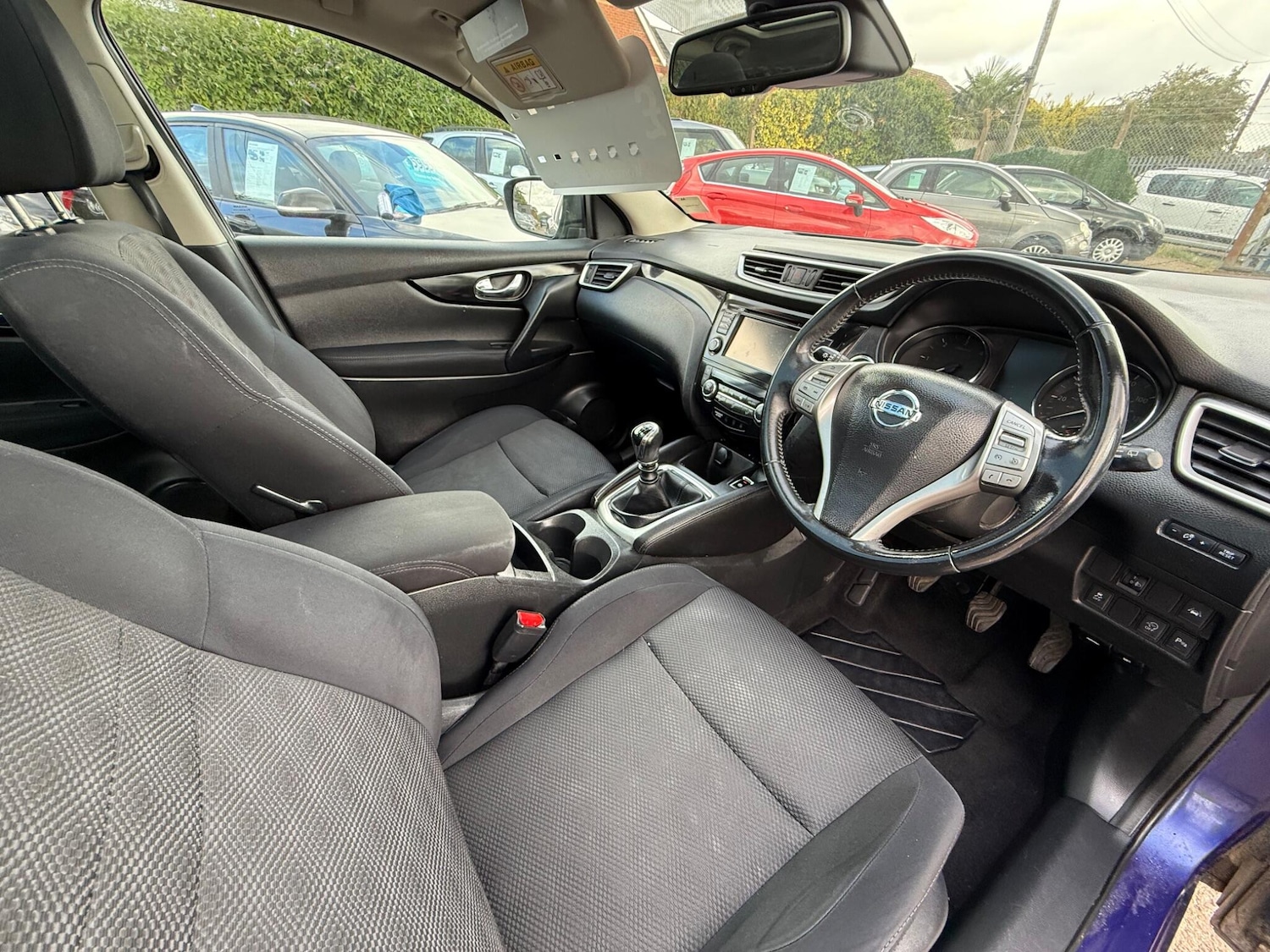 Used Nissan Qashqai 2015 for sale - 75658960: Photo 11