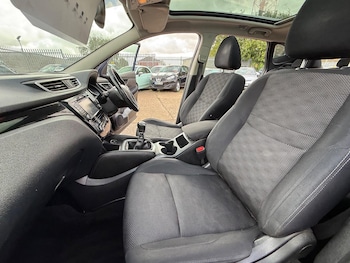 Used Nissan Qashqai 2015 for sale - 75658960: Photo