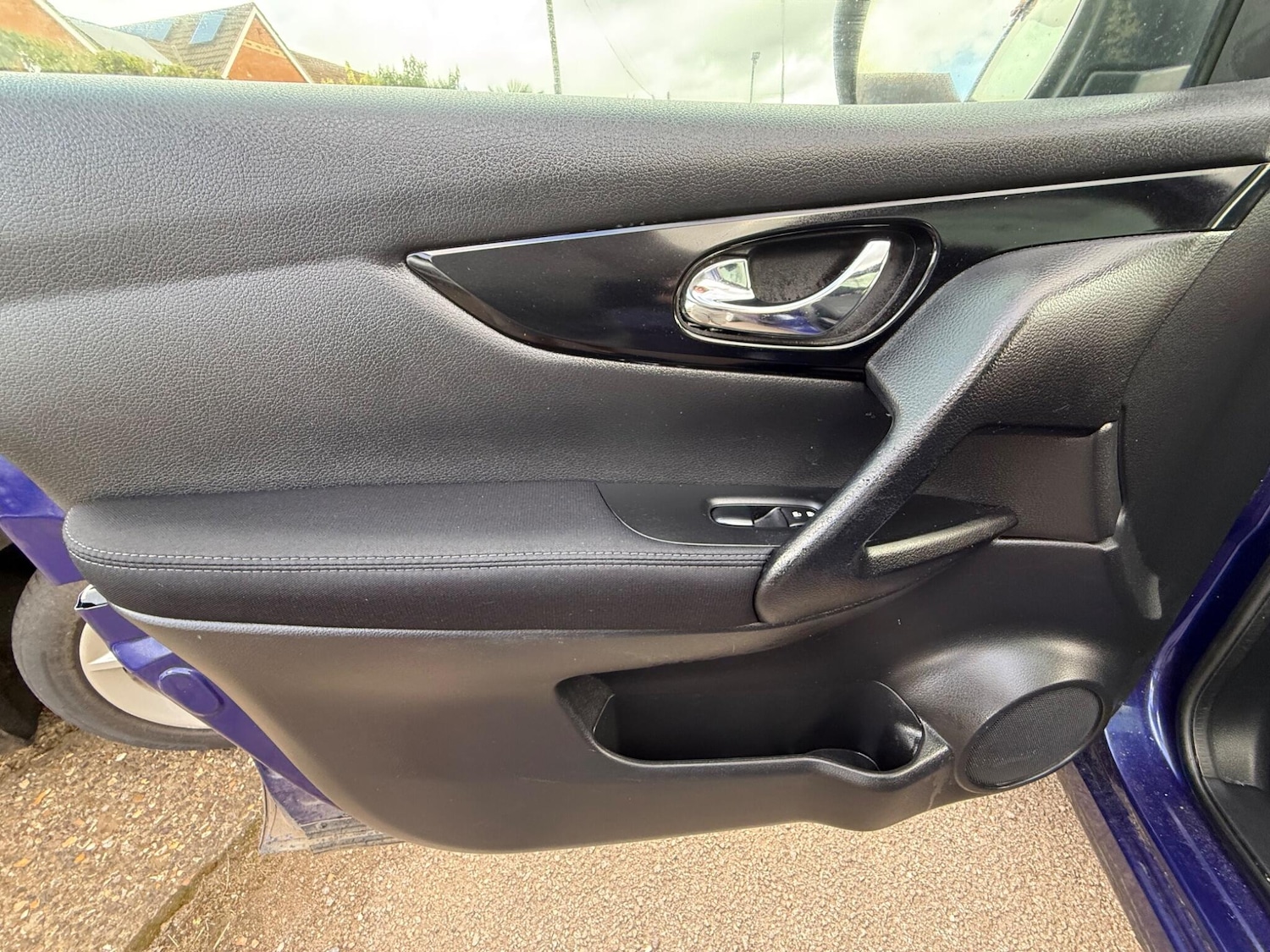 Used Nissan Qashqai 2015 for sale - 75658960: Photo 5