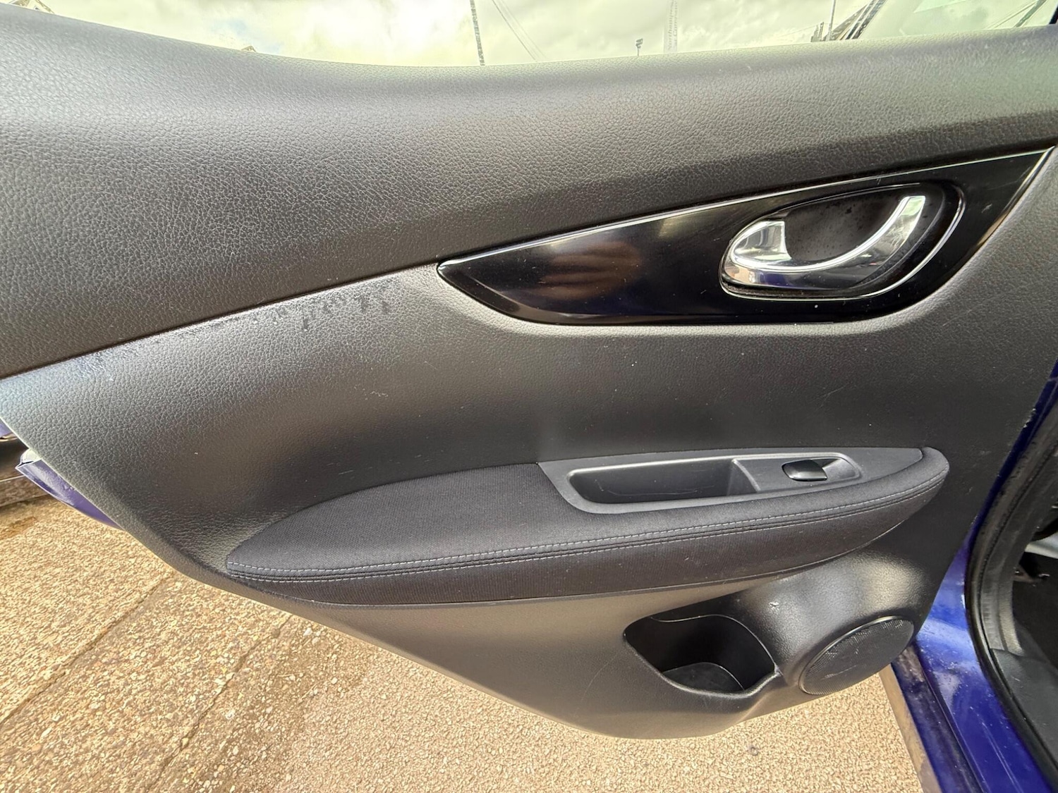 Used Nissan Qashqai 2015 for sale - 75658960: Photo 9