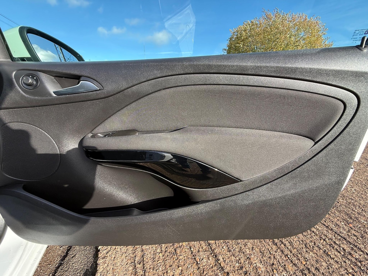 Used Vauxhall ADAM 2013 for sale - 76473756: Photo 8