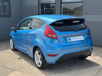 Used Ford Fiesta 2012 for sale - 79303297: Photo