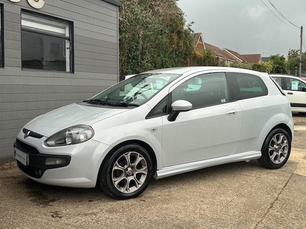 Used Fiat Punto Evo 2010 for sale - 75459627: Photo 16