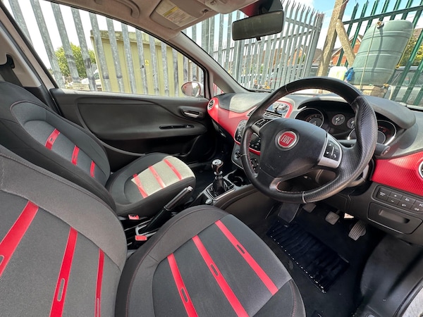 Used Fiat Punto Evo 2010 for sale - 75459627: Photo 20
