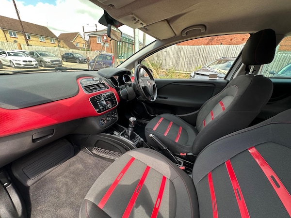 Used Fiat Punto Evo 2010 for sale - 75459627: Photo 23