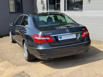 Used Mercedes-Benz E Class 2012 for sale - 78635904: Photo