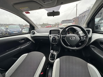 Used Toyota AYGO 2018 for sale - 77376622: Photo