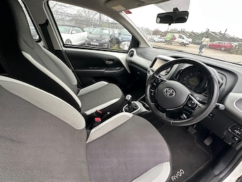 Used Toyota AYGO 2018 for sale - 77376622: Photo