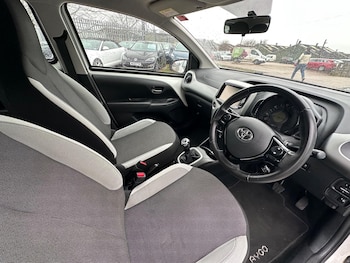 Used Toyota AYGO 2018 for sale - 77376622: Photo