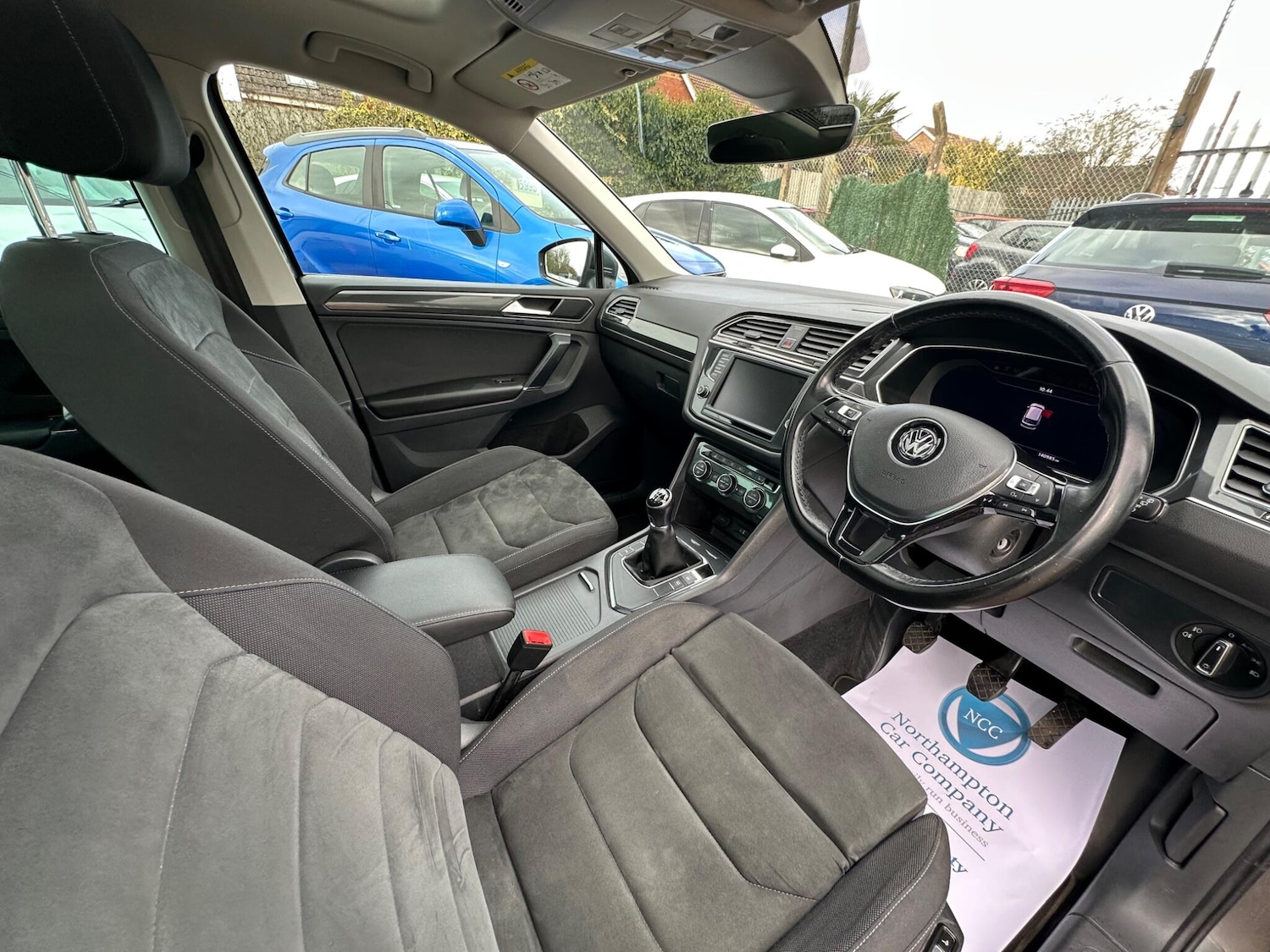 Used Volkswagen Tiguan 2017 for sale - 77612286: Photo 3