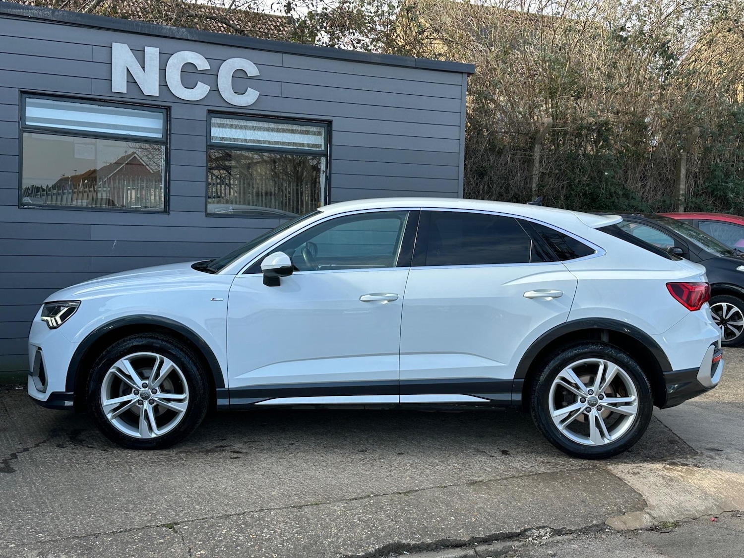 Used Audi Q3 2020 for sale - 76987850: Photo 15