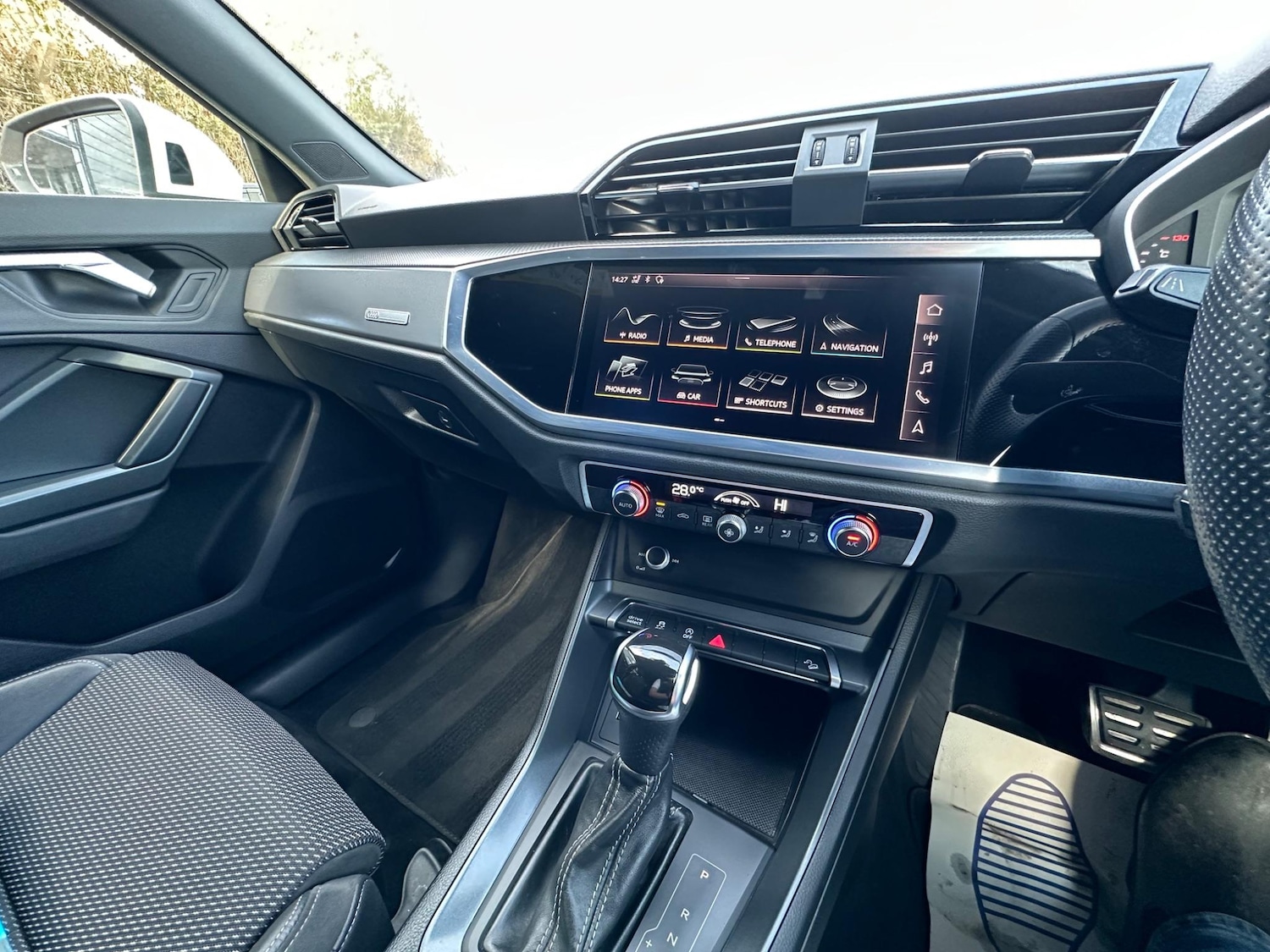 Used Audi Q3 2020 for sale - 76987850: Photo 33