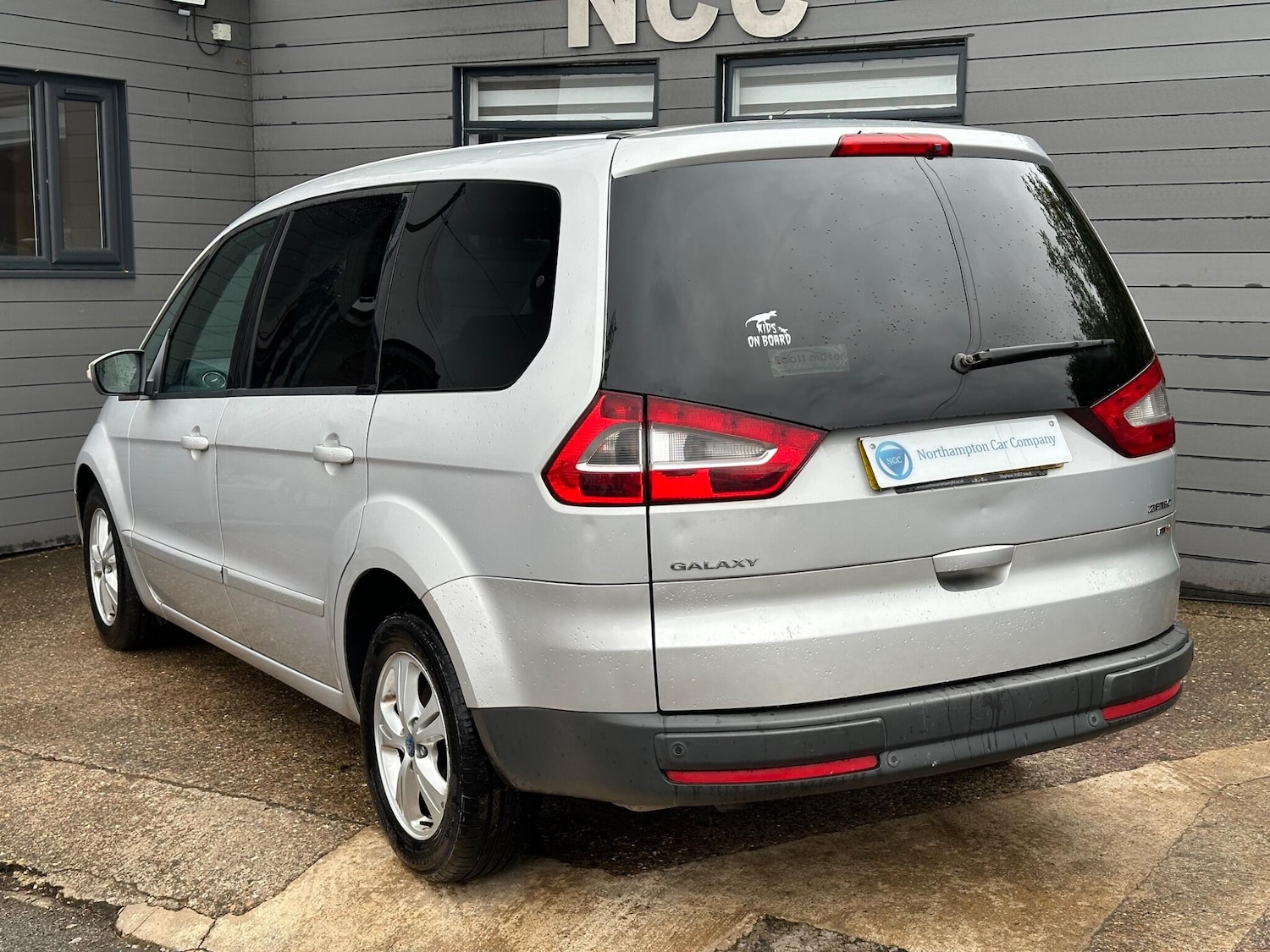 Used Ford Galaxy 2009 for sale - 77090892: Photo 12