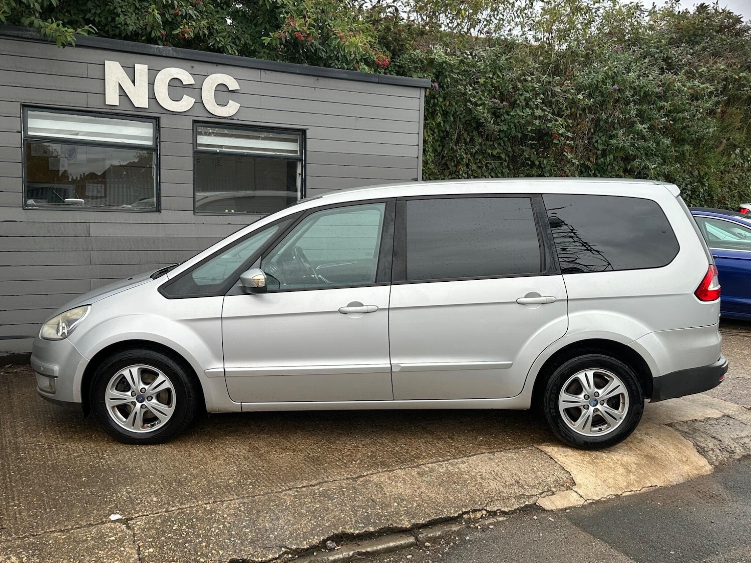 Used Ford Galaxy 2009 for sale - 77090892: Photo 15