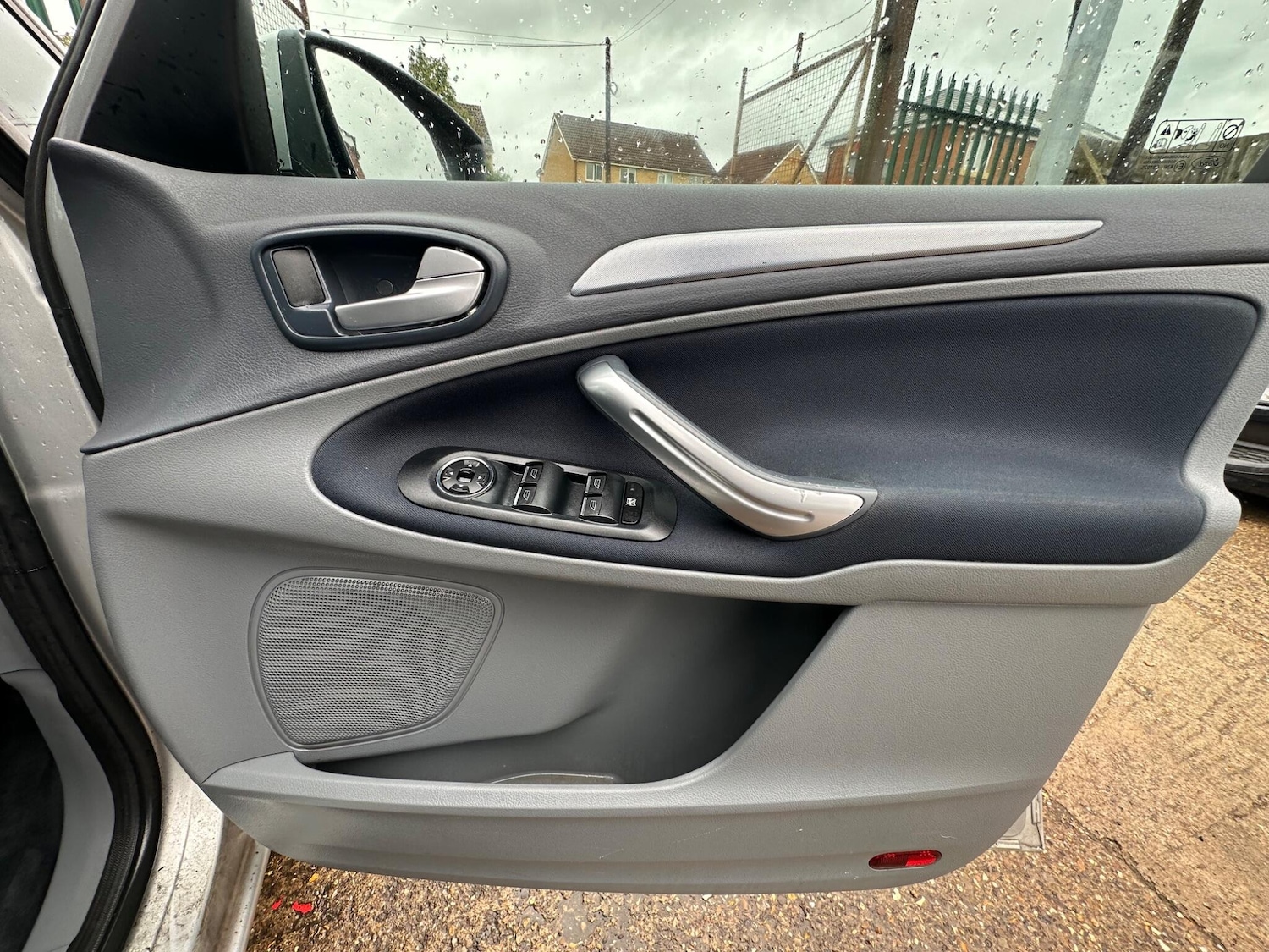 Used Ford Galaxy 2009 for sale - 77090892: Photo 29