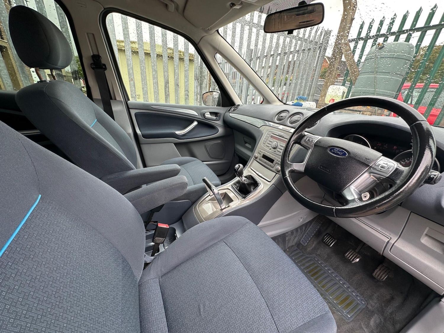 Used Ford Galaxy 2009 for sale - 77090892: Photo 3