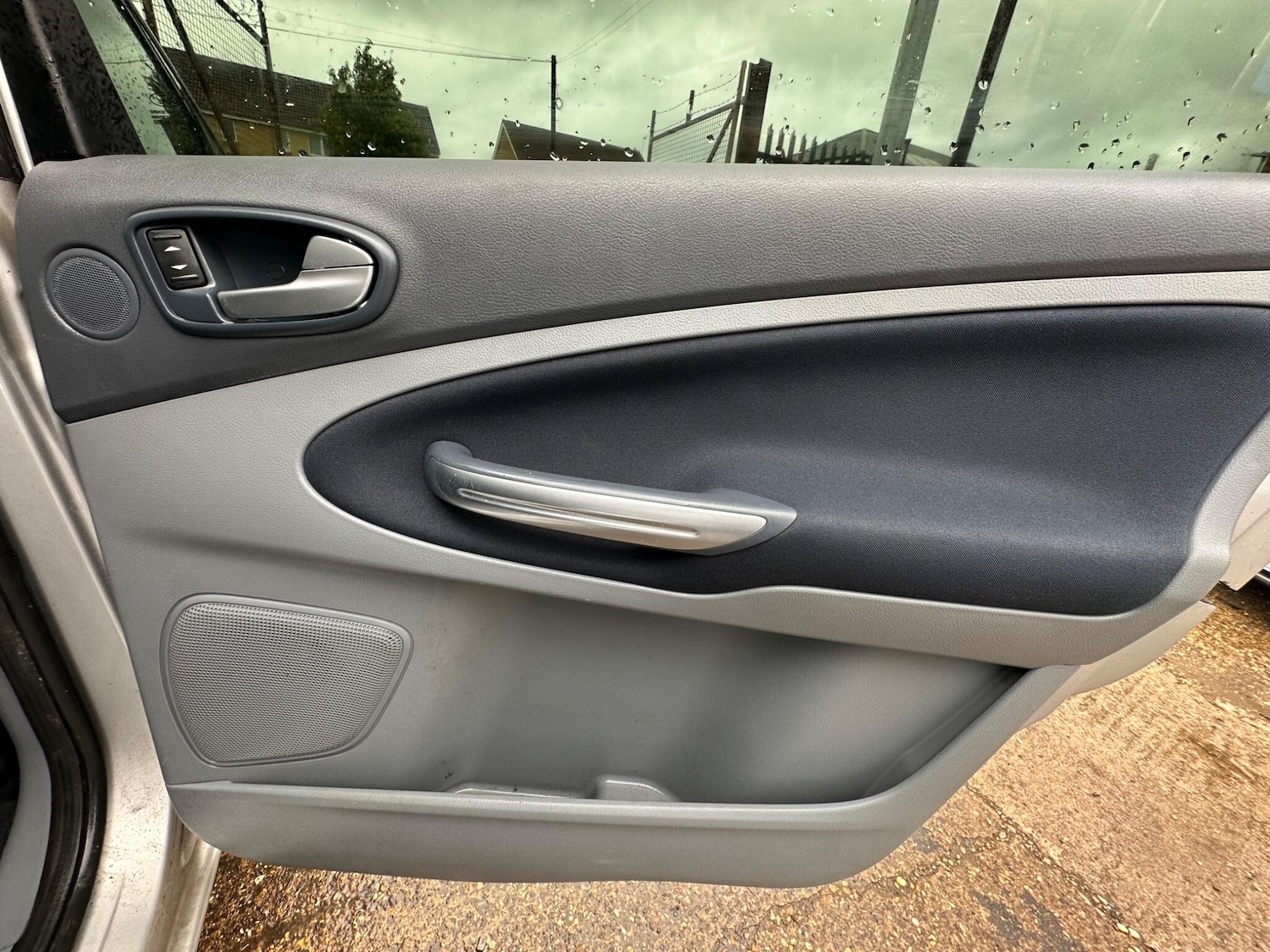 Used Ford Galaxy 2009 for sale - 77090892: Photo 31