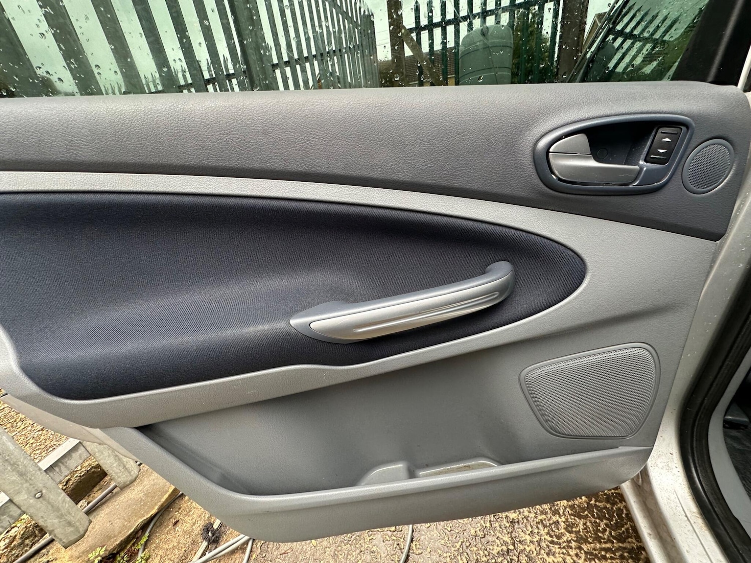 Used Ford Galaxy 2009 for sale - 77090892: Photo 32