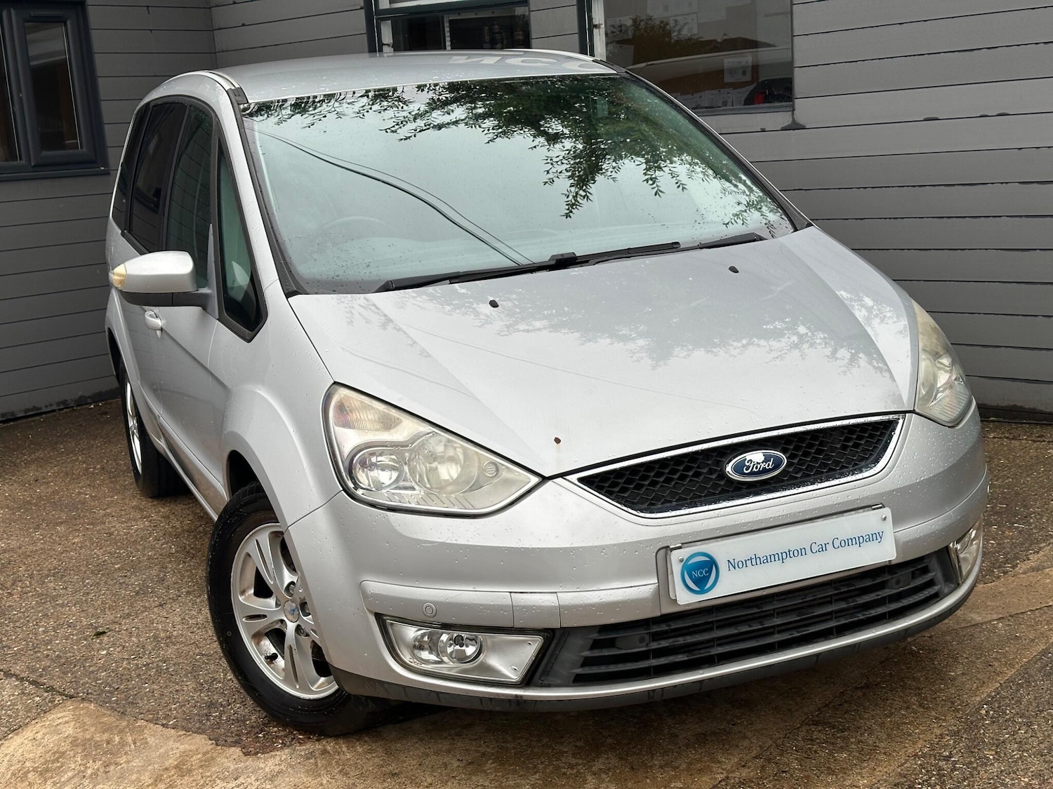 Used Ford Galaxy 2009 for sale - 77090892: Photo 4