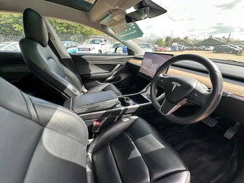 Used Tesla Model 3 2019 for sale - 75600696: Photo