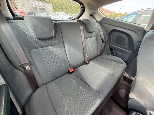 Used Ford Fiesta 2012 for sale - 75696470: Photo 3