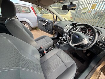 Used Ford Fiesta 2012 for sale - 75696470: Photo 4