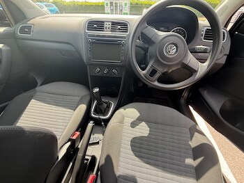 Used Volkswagen Polo 2011 for sale - 79413031: Photo