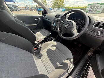Used Volkswagen Polo 2011 for sale - 79413031: Photo