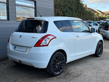 Used Suzuki Swift 2013 for sale - 76200901: Photo