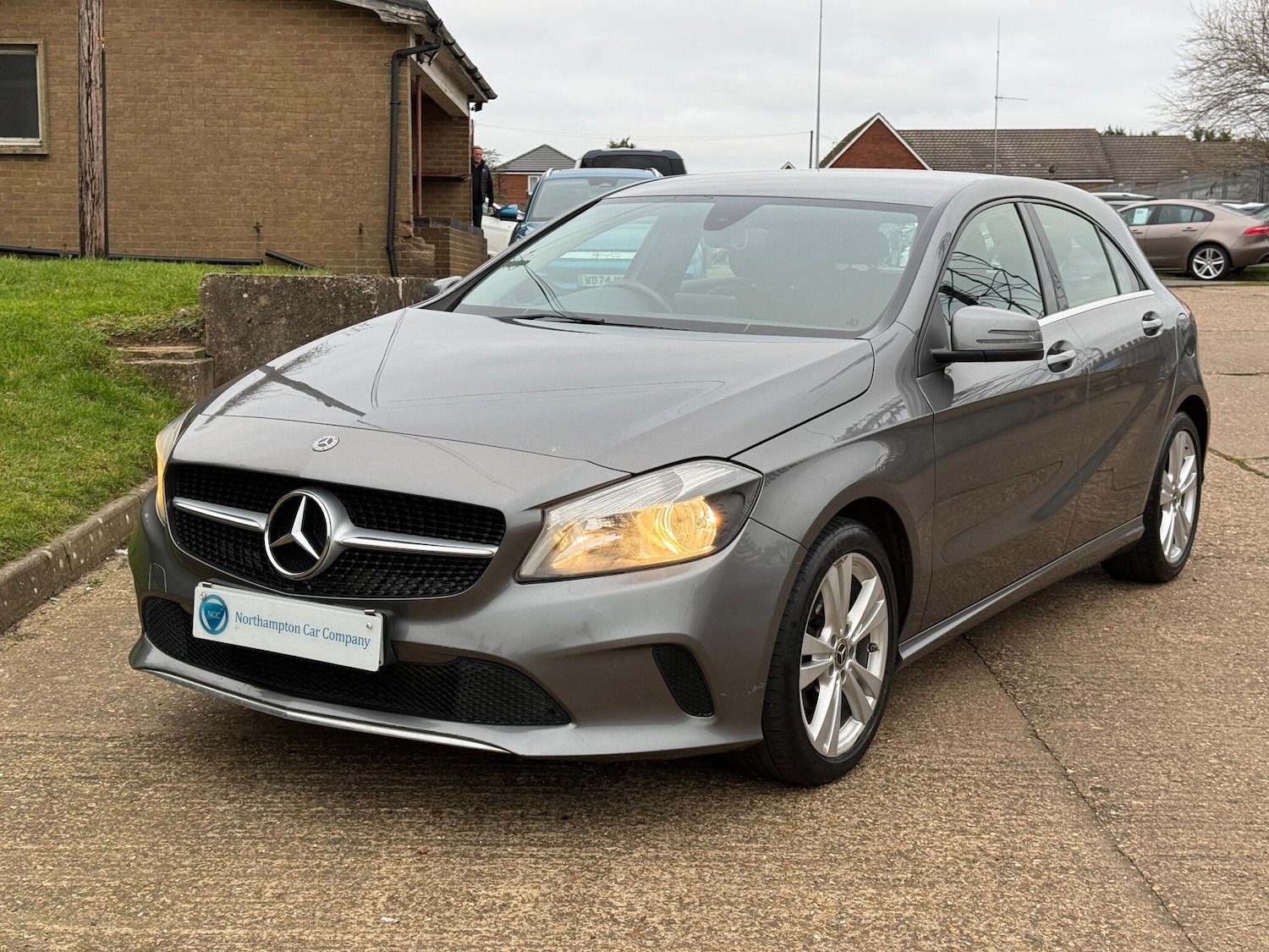 Used Mercedes-Benz A-Class 2017 for sale - 76898842: Photo 8