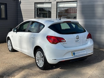 Used Vauxhall Astra 2013 for sale - 79425573: Photo