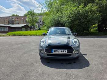 2016 (66) - 1.5 Cooper D 3dr Auto LED headlight, Panoramic Sunroof, high spec