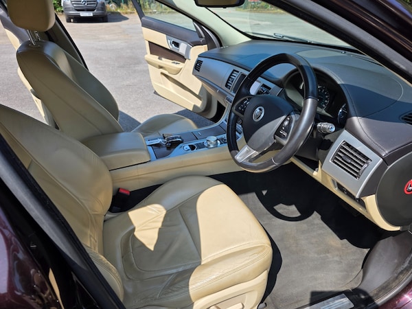 Used Jaguar XF 2012 for sale - 75621607: Photo 12