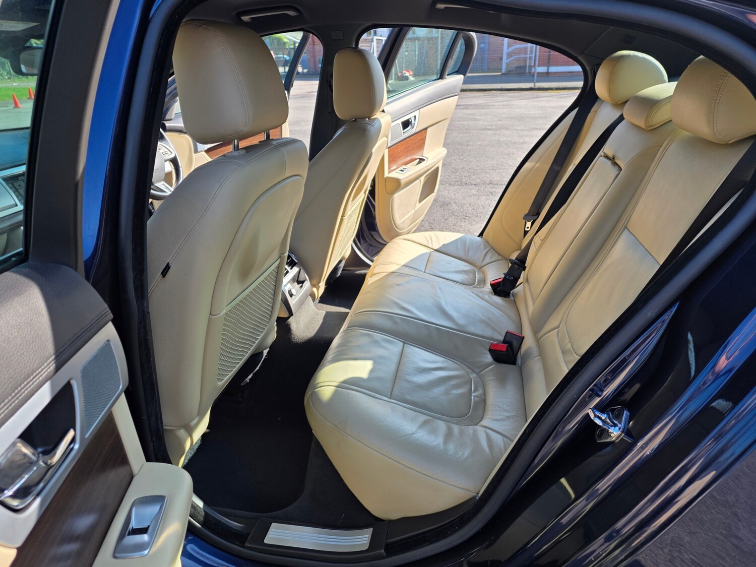 Used Jaguar XF 2014 for sale - 77846272: Photo 10