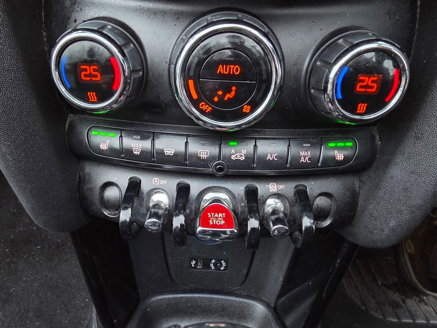 Used MINI Convertible 2016 for sale - 77213678: Photo 16