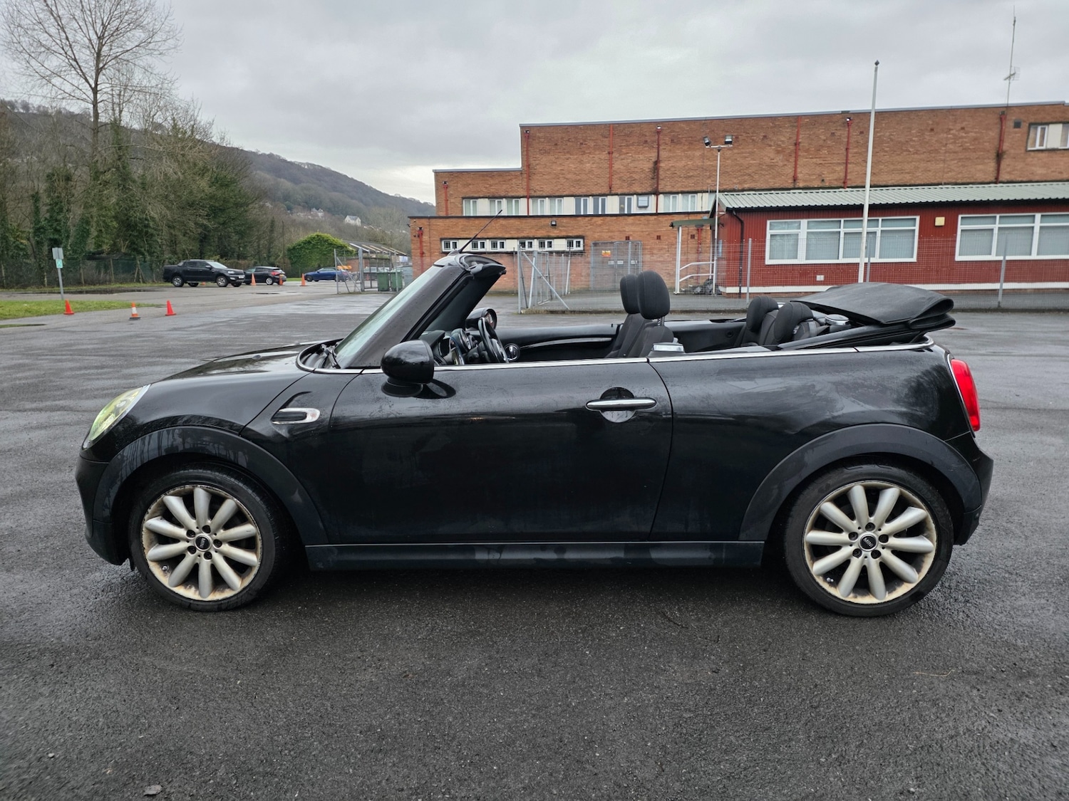 Used MINI Convertible 2016 for sale - 77213678: Photo 8