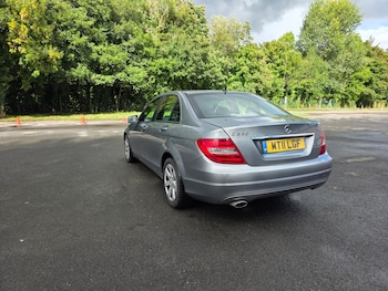 Used Mercedes-Benz C-Class 2011 for sale - 75976155: Photo