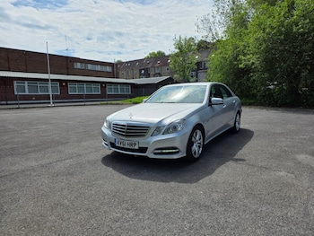 Used Mercedes-Benz E Class 2011 for sale - 78546029: Photo