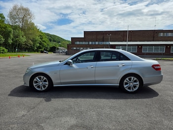 Used Mercedes-Benz E Class 2011 for sale - 78546029: Photo