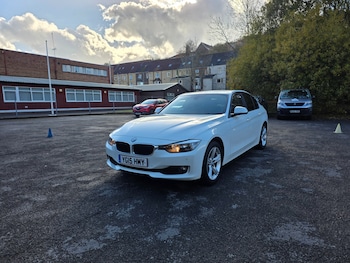 Used BMW 3 Series 2015 for sale - 76521186: Photo