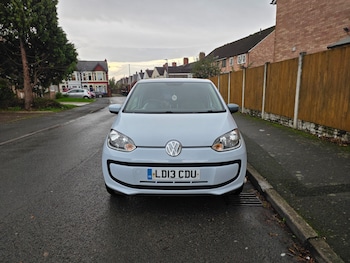 Used Volkswagen up! 2013 for sale - 76521181: Photo