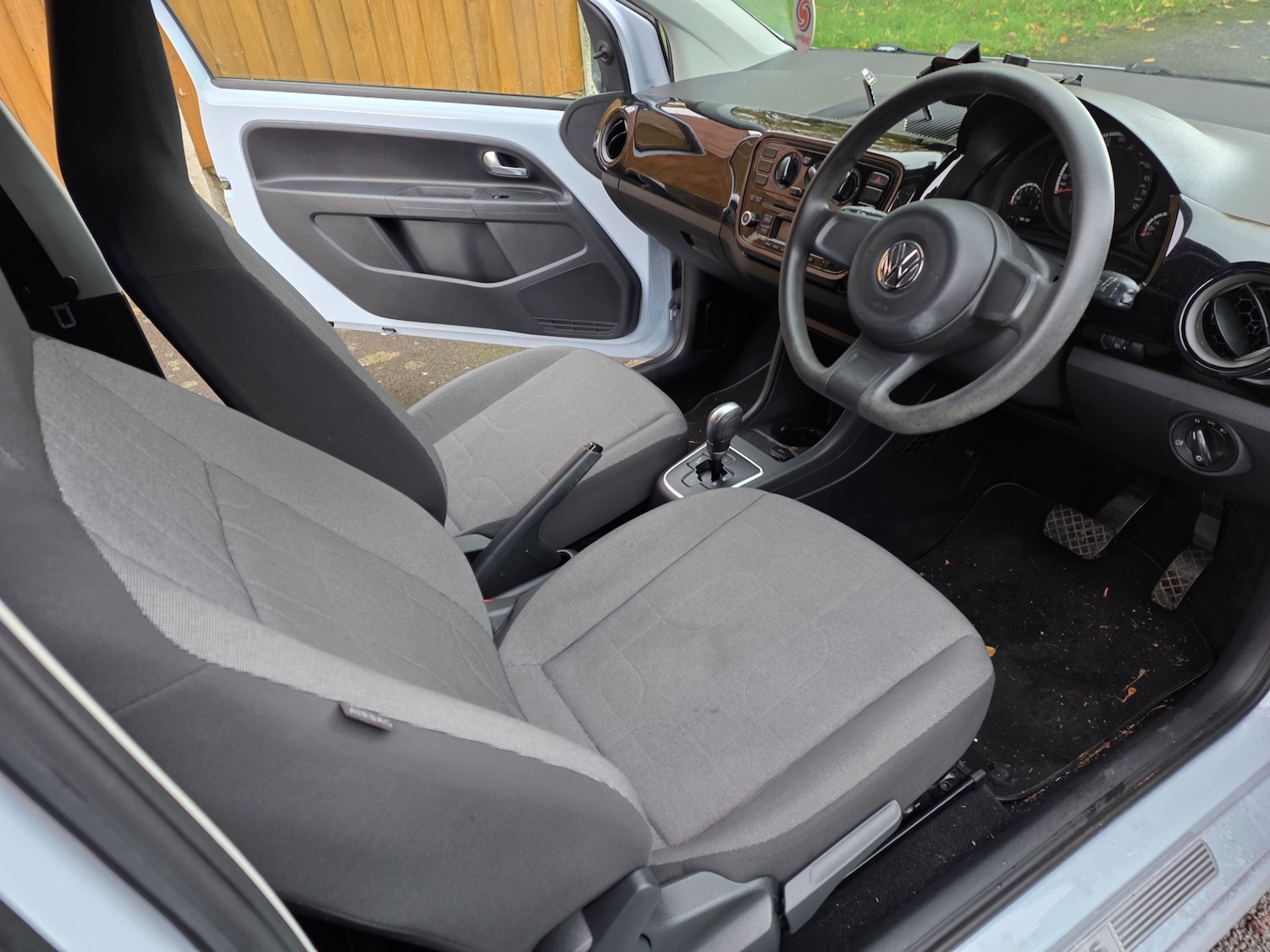 Used Volkswagen up! 2013 for sale - 76521181: Photo 8