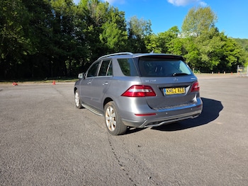 Used Mercedes-Benz M Class 2012 for sale - 78829645: Photo