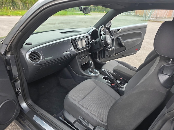 Used Volkswagen Beetle 2012 for sale - 74381643: Photo 8