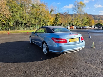 Used Mercedes-Benz E Class 2011 for sale - 79004478: Photo