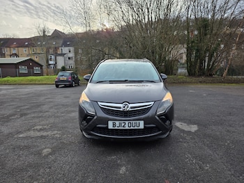 Vauxhall Zafira feature image