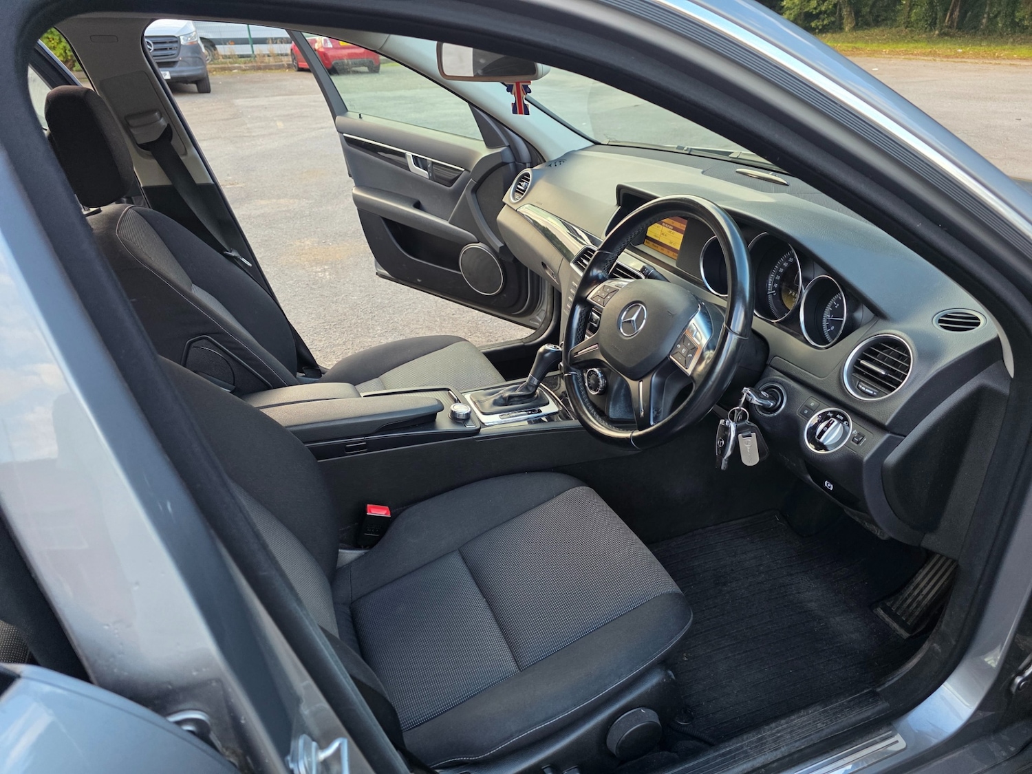 Used Mercedes-Benz C Class 2012 for sale - 76268767: Photo 13