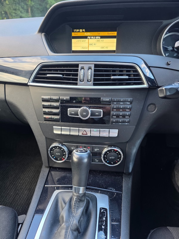 Used Mercedes-Benz C Class 2012 for sale - 76268767: Photo 14