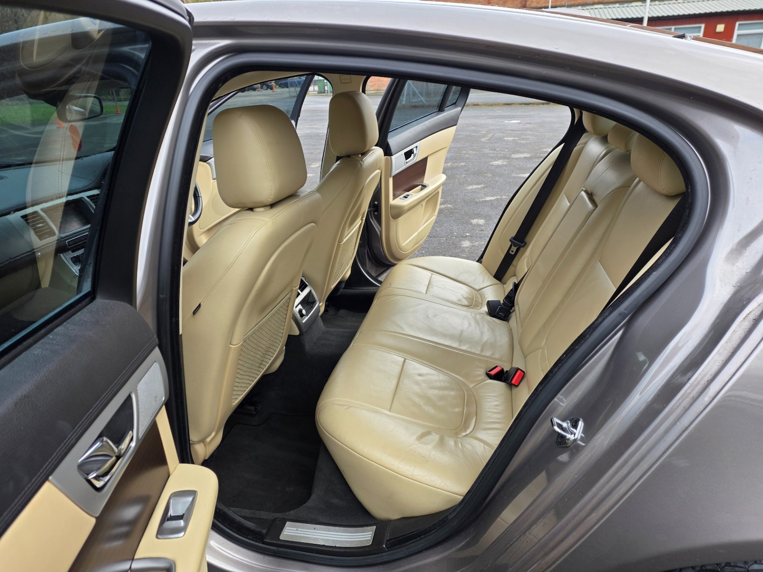 Used Jaguar XF 2011 for sale - 77199358: Photo 10