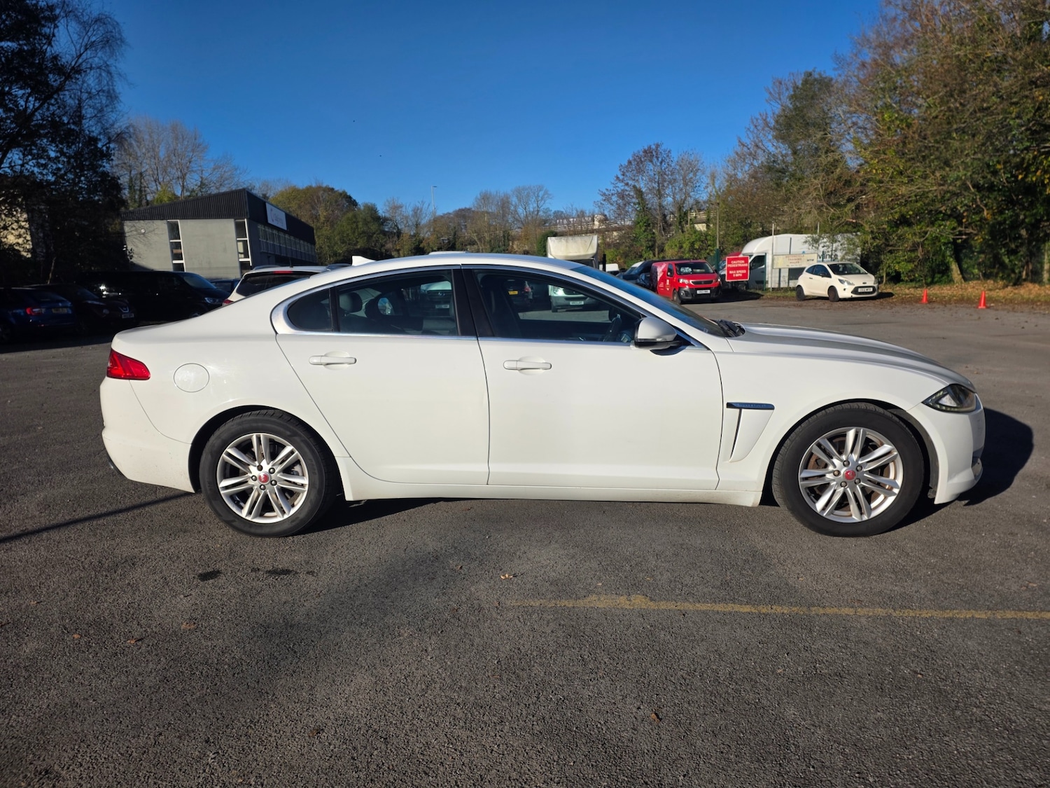 Used Jaguar XF 2013 for sale - 76687605: Photo 3